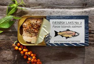 fangst-frsk-laks-no-2-faroe-islands-salmon-with-s