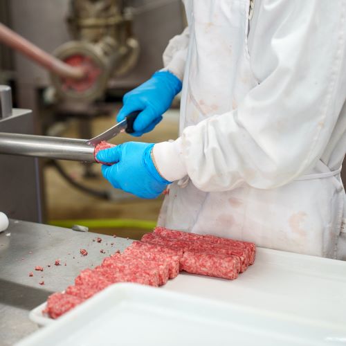 grind-master-at-beef-camp-neesvigs